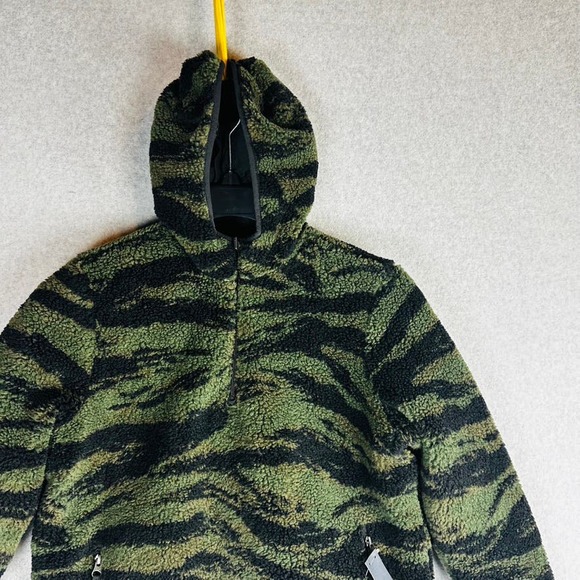 New GAP Boys Sz 12 Reversible Sherpa Quarter Zip Hoodie Jacket Camo Black NWT - Picture 5 of 11